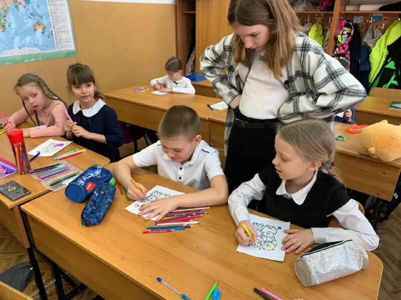 14 мая школы. посёлок восходящий ленинск кузнецкий. последний звонок. 19 мая выпускной. 14 мая школы.