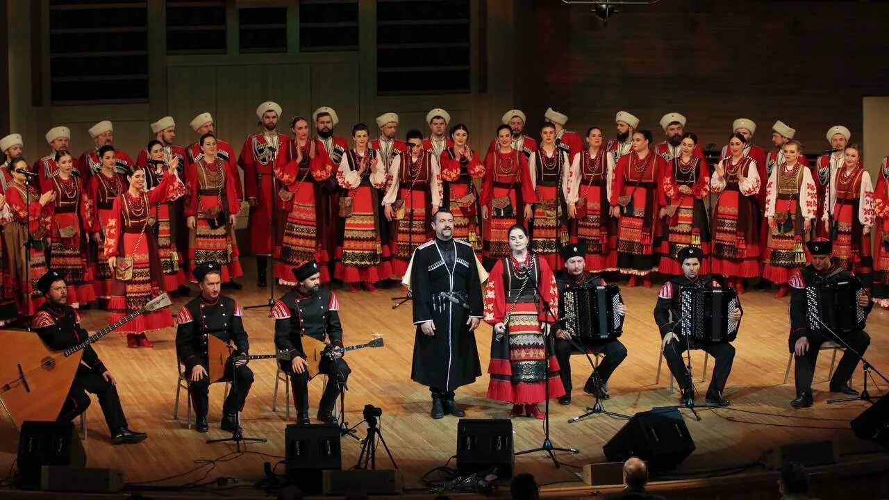 Цкз кубанского казачьего хора. Кубанский государственный хор казачий. Концерт кубанский казачий хор в москве 2024. Кубанский академический казачий хор захарченко. Цкз кубанского казачьего хора.