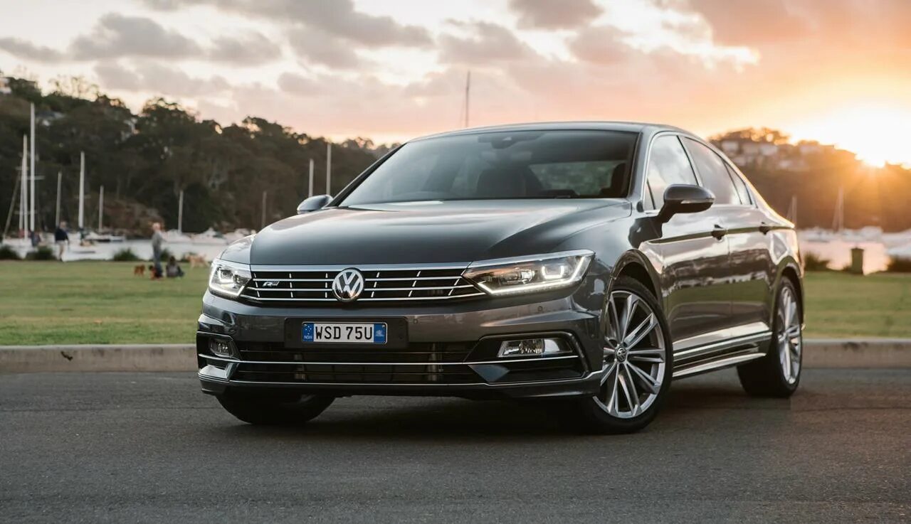 Ошибки пассат б8. Фольксваген пассат б8. фольксваген пассат в8 2017. volkswagen passat r line 2018. volkswagen passat b8 black.