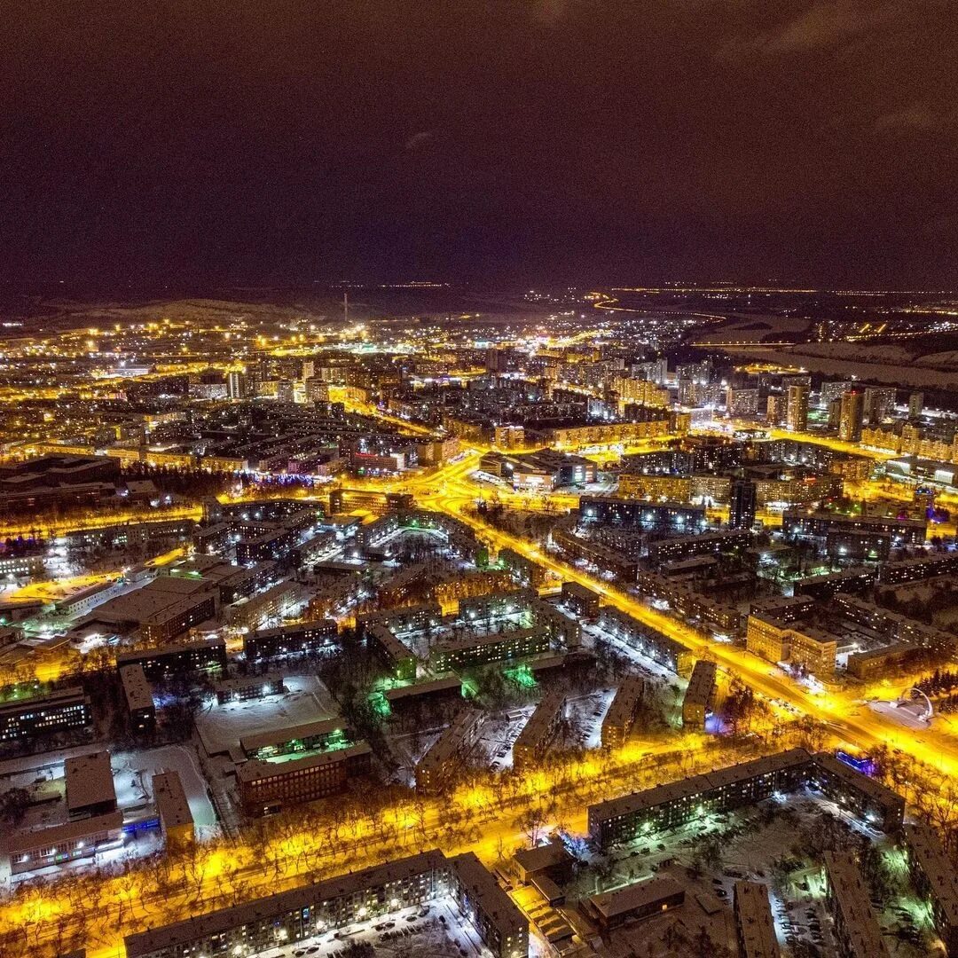 Город кемерово ночью. Гроза ночью. Пожар в бане. Пожары в ленинске -кузнецком 7 июля. Ночь в кузбассе.