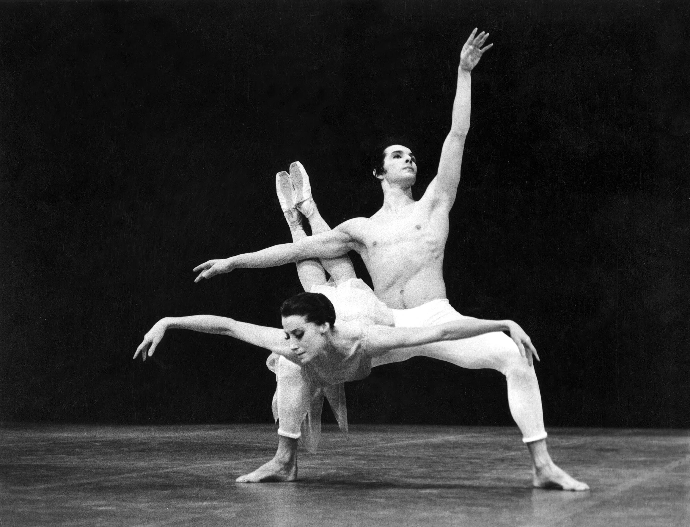 николай цискаридзе фотосессия. николай цискаридзе baryshnikov. барышников о цискаридзе. барышников цискаридзе барышников. рудольф нуреев и барышников.