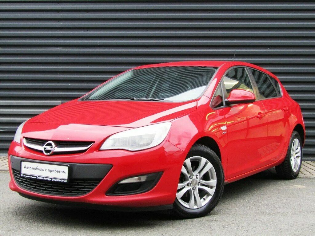 Astra active. Rial bavaro drive2. Rial bavaro r18 на машине. Rial bavaro black. Opel astra hatchback 2010.