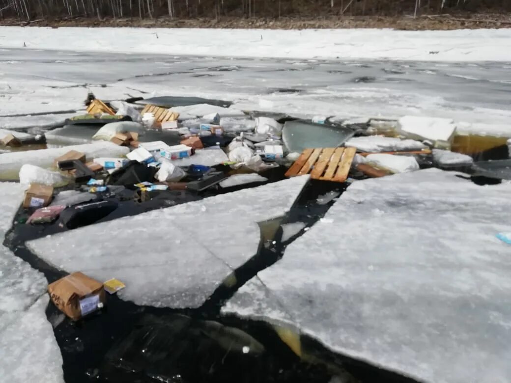 Зейское водохранилище лед. Зейское водохранилище Благовещенск. Машины утопленники Зейское водохранилище. Водохранилище Троицкое трупы.