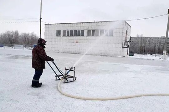 Медео каток набережные. Каток Медео Набережные Челны. Каток в Набережных Челнах Сидоровке. Стадион Медео Набережные Челны. Катки в Набережных Челнах 2023.