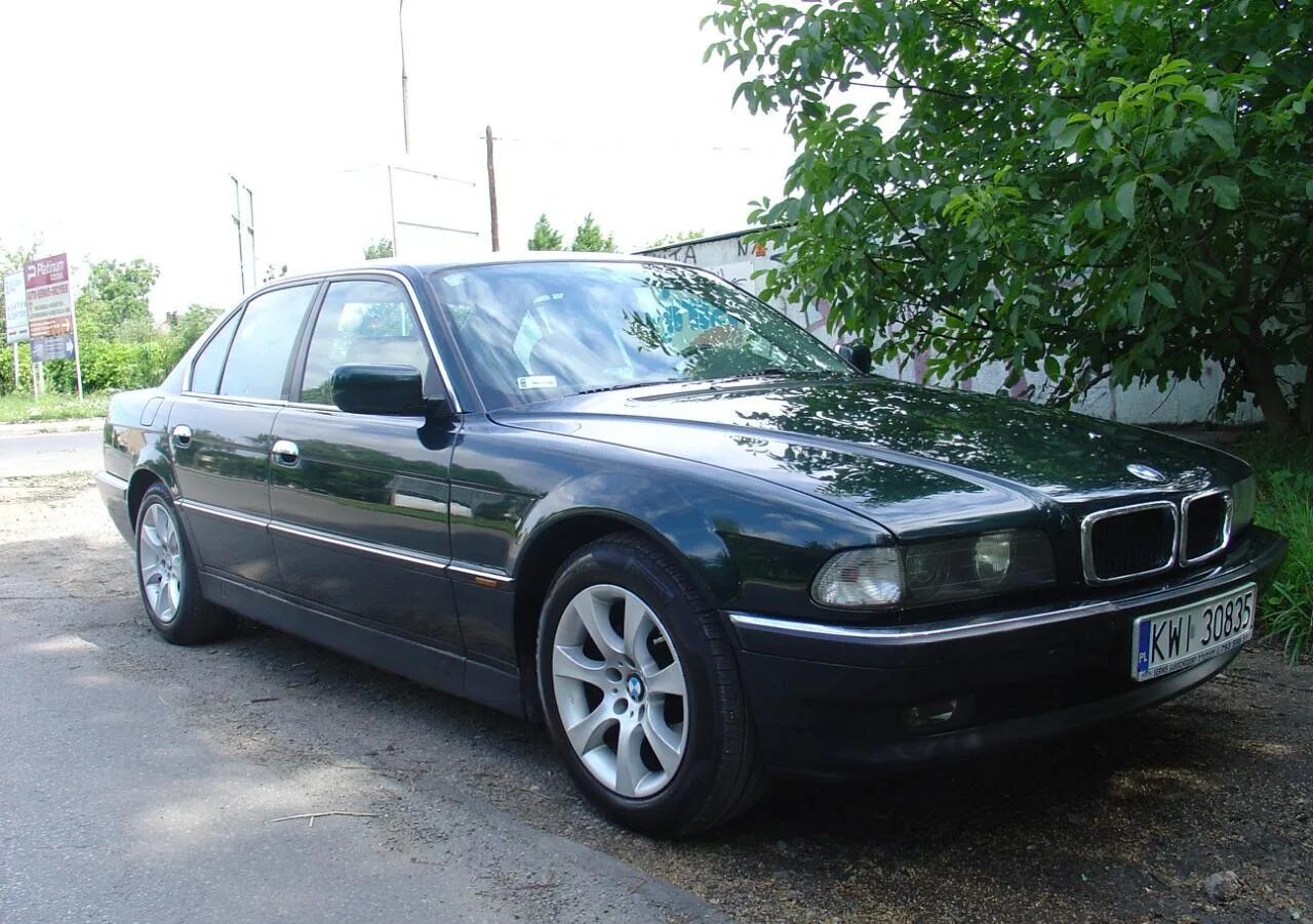 BMW (БМВ) 725 - Иномарки