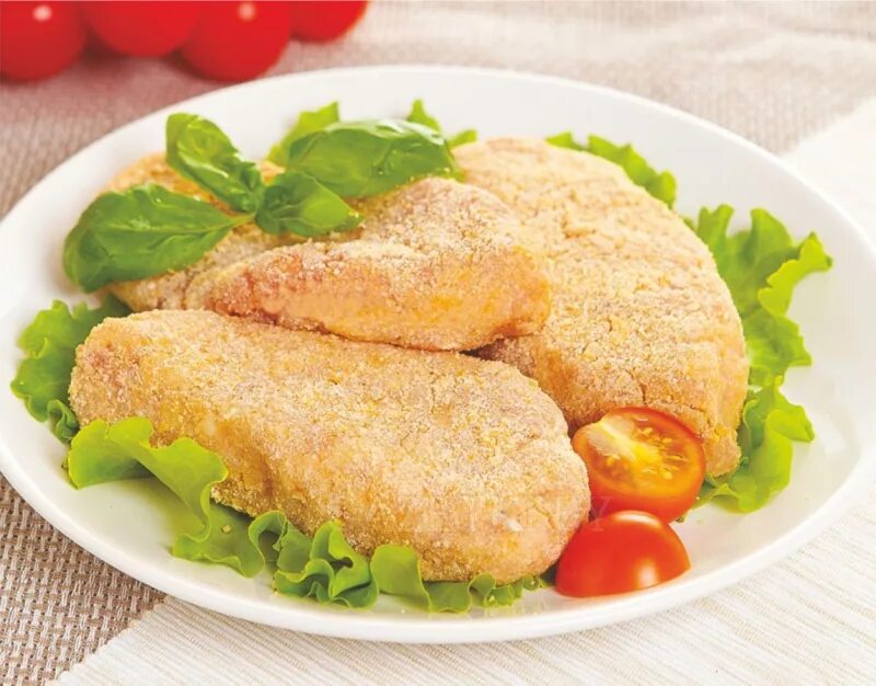 биточки рубленные из птицы. котлеты из птицы. котлеты рубленые. зразы полуфабрикат. куриные котлеты.