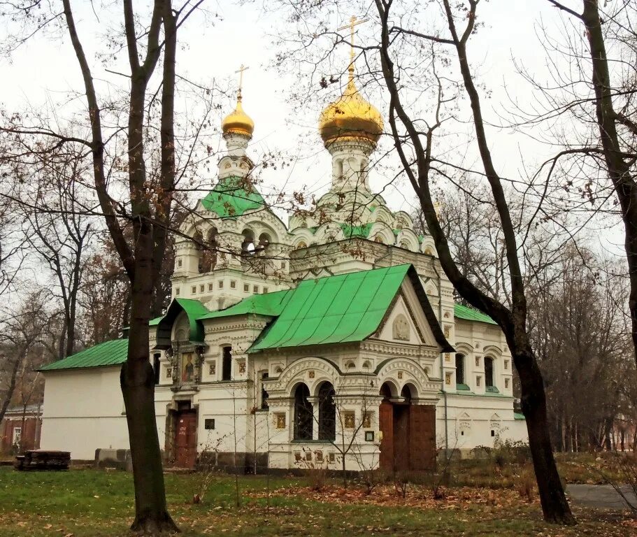 Детская больница святого. Церковь Троицы Живоначальной при больнице св. Владимира. Храм Живоначальной Троицы в Сокольниках. Больница Святого Владимира Москва. Храм Троицы Живоначальной в больнице св. Владимира.