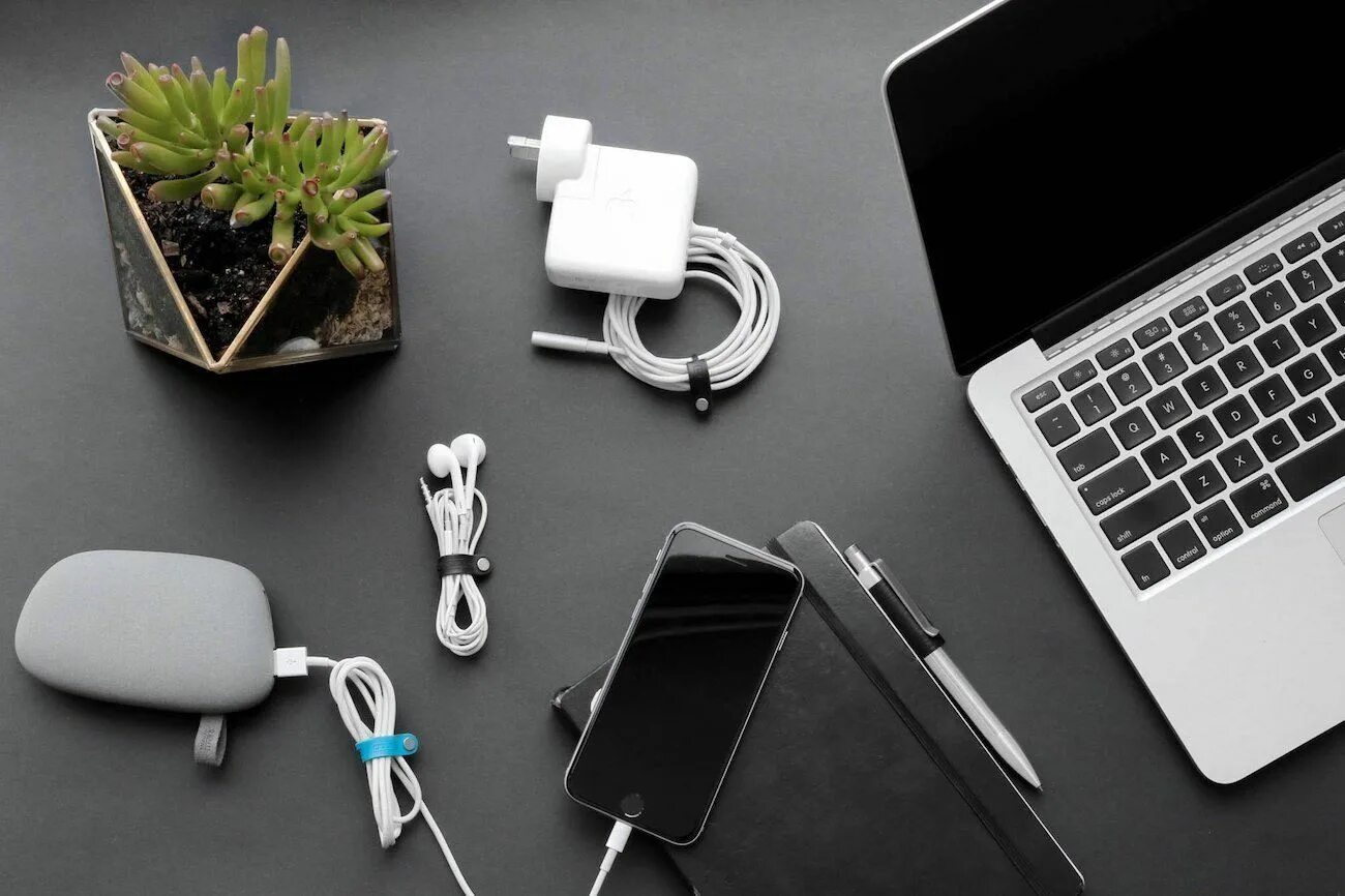 Gadget device