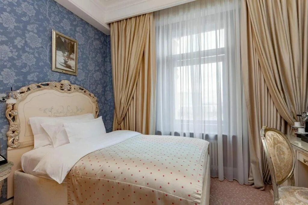 Royal hotel ленинский проспект 95. Radisson collection hotel moscow» гостиница. Royal hotel ленинский проспект 95. Гостиница роял москва. Гостиница роял москва.