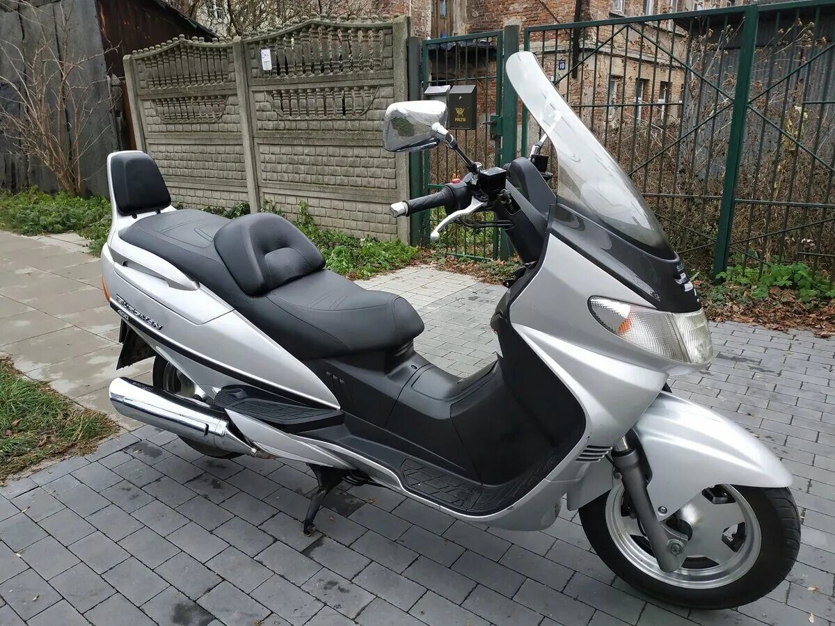 Сузуки скай вей. Skywave 400 2005. Suzuki skywave 400 k4. Suzuki skywave 400. Карбюратор сузуки скайвэй 400.
