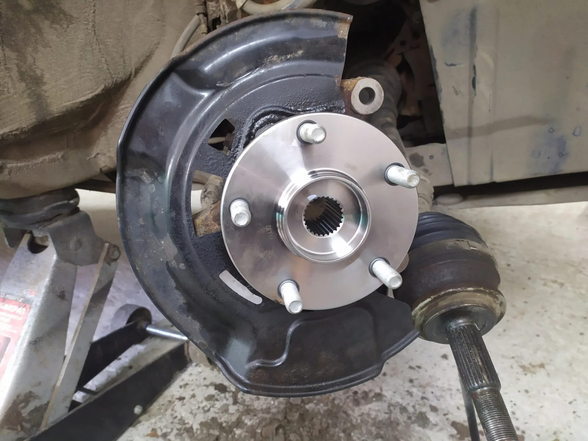 Замена ступичного рав 4. Замена ступицы rav4. Замена ступичного рав 4. Замена задней ступицы toyota rav 4 2001. Замена ступичного рав 4.