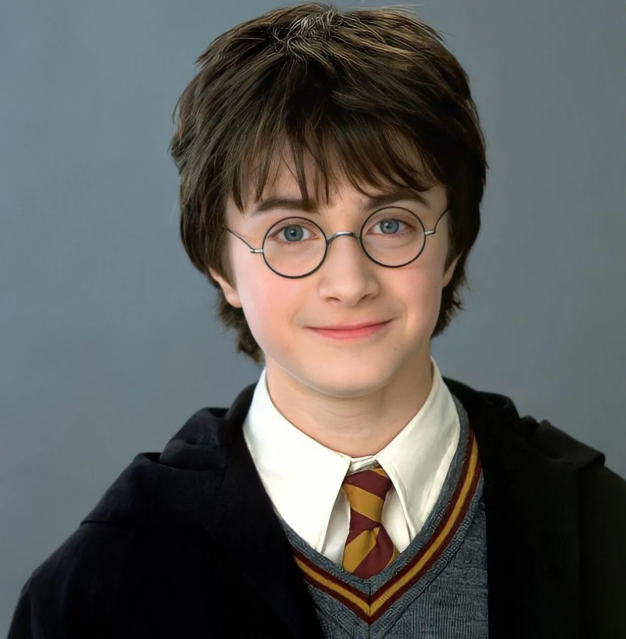 Гарри поттер рэдклифф. Включи harry. Дэниел рэдклифф гарри поттер. Гарри поттер и его друзья. Поттер гарри поттер.