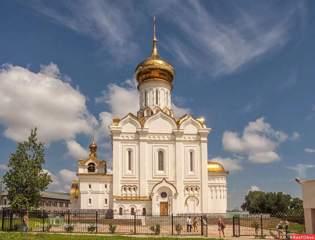 Св хабаровск. Церковь Елисаветы Феодоровны преподобномученицы Хабаровск. Храм Святой преподобномученицы Великой княгини Елизаветы Хабаровск. Свято Елизаветинский храм Хабаровск. Хабаровск Церковь Святой великомученицы Елизаветы.