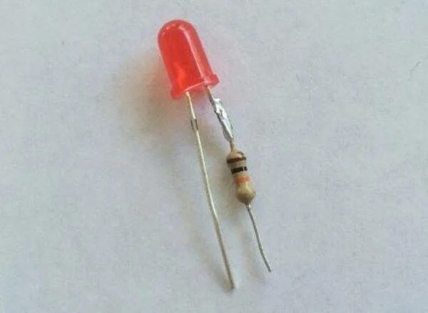 Диоды с резистором на 12 в. Резистор для светодиода 3.3 вольта. Сопротивление для светодиода 12 вольт. Сопротивление резистора для светодиода на 12 вольт. Светодиод от 12 вольт резистор.