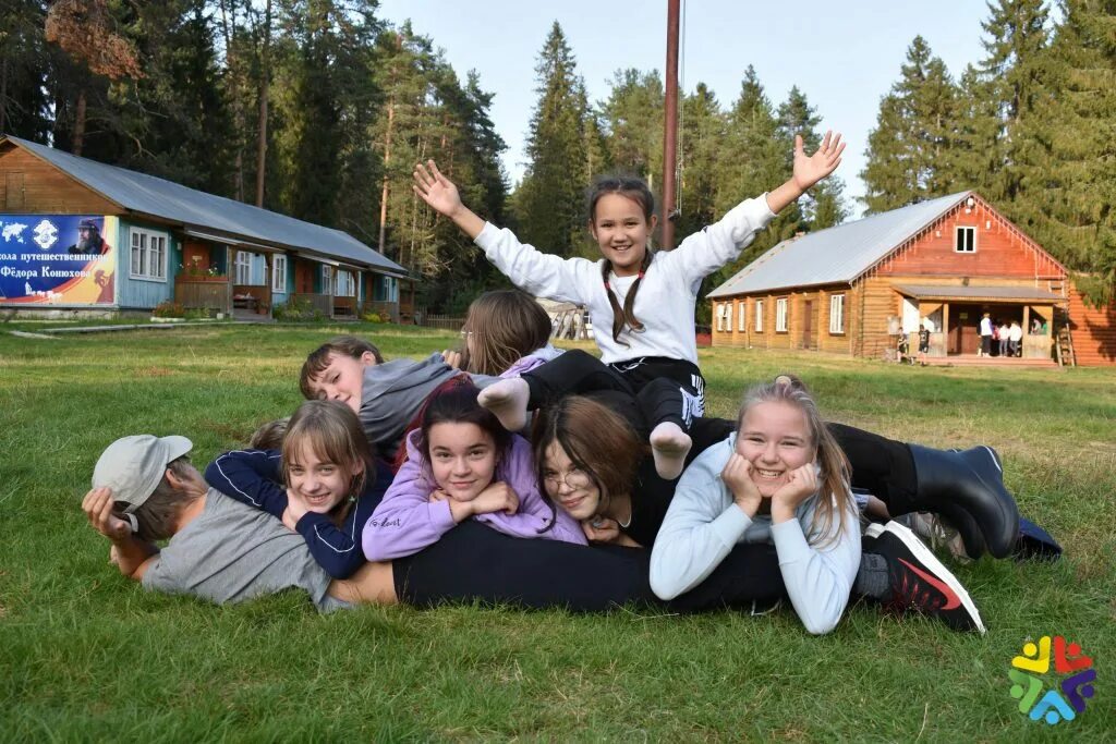 Конюхов федор школа тотьма. Лагерь федора конюхова тотьма. Школа федора конюхова в тотьме. Школа путешественников федора конюхова тотьма. Школа путешественников федора конюхова тотьма.