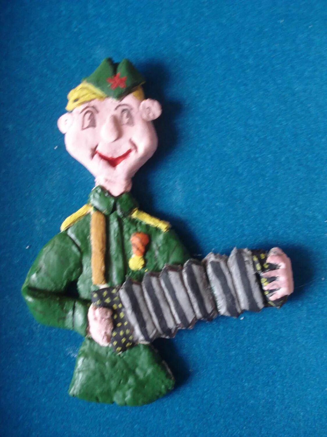 оригинальные подарки солдату. сделать подарок солдату. подарок солдату. поделки на 23 февраля. сделать подарок солдату.