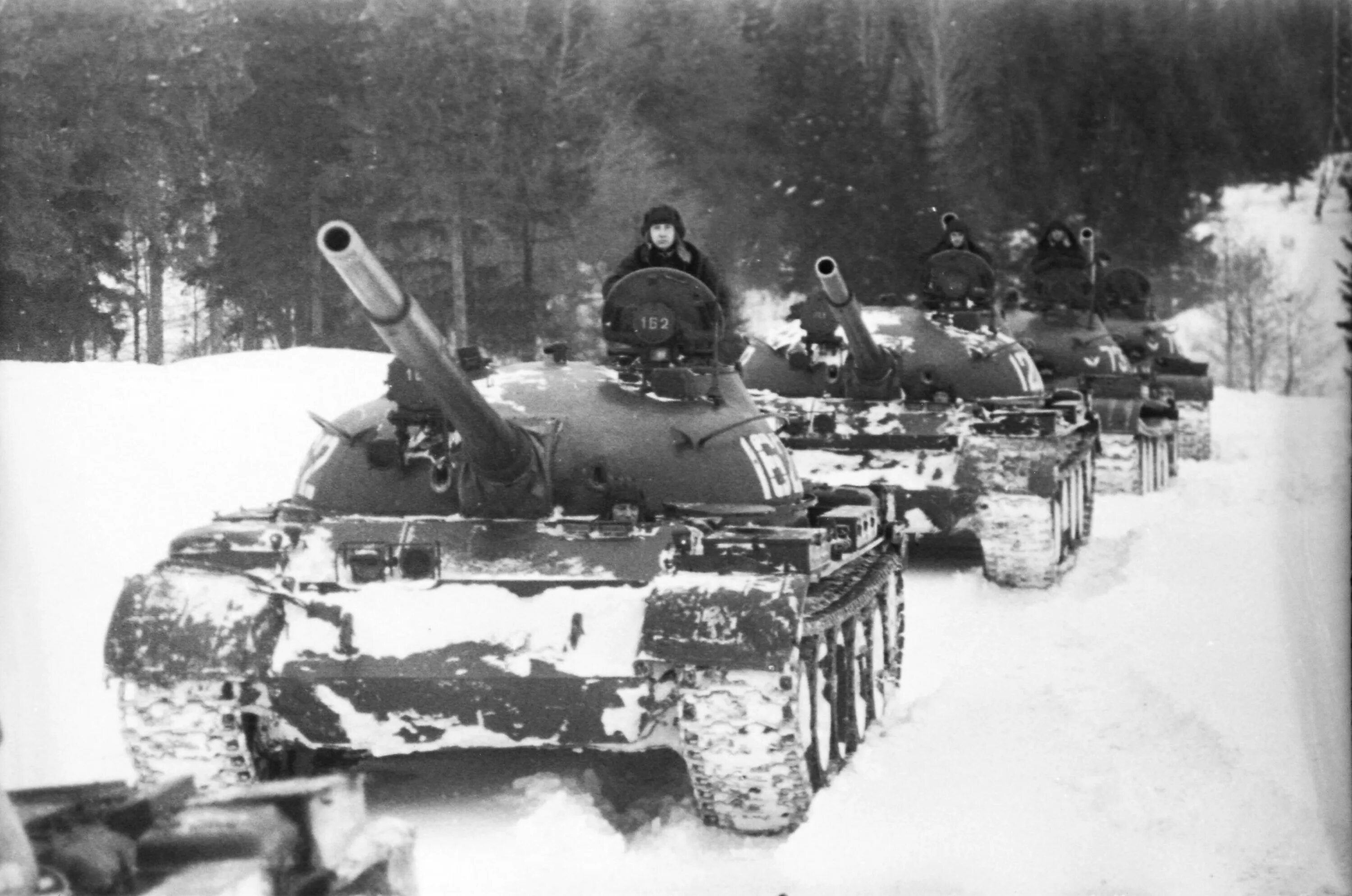 Генерала танковых дивизий
