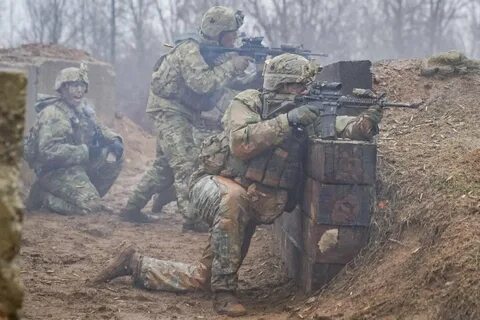 Дивизия кричащие орлы