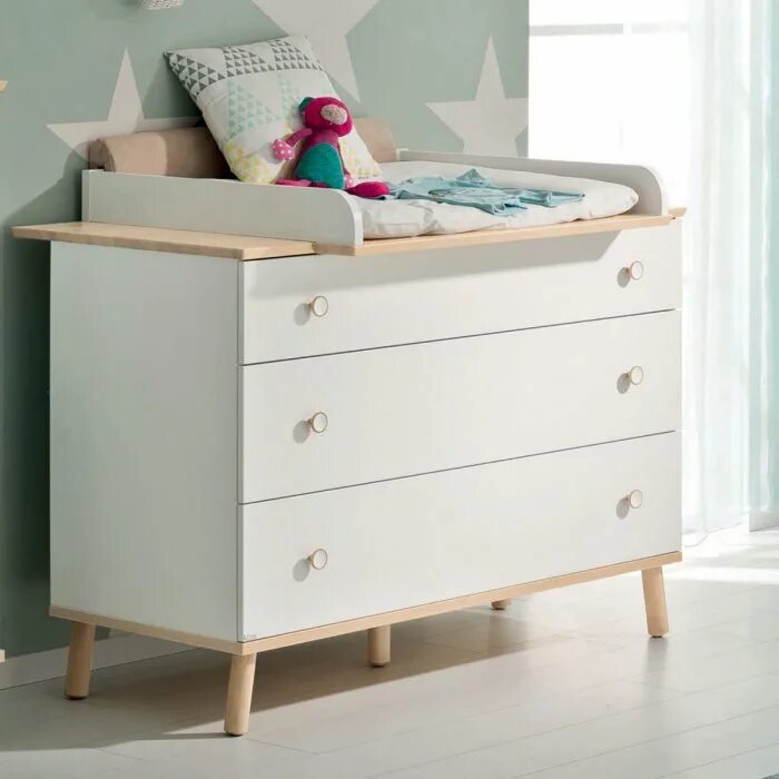 Комод с пеленальным столиком. Тумбочка в детскую. Комод в детскую комнату. Оригинальные детские комоды. Комод для детской комнаты.