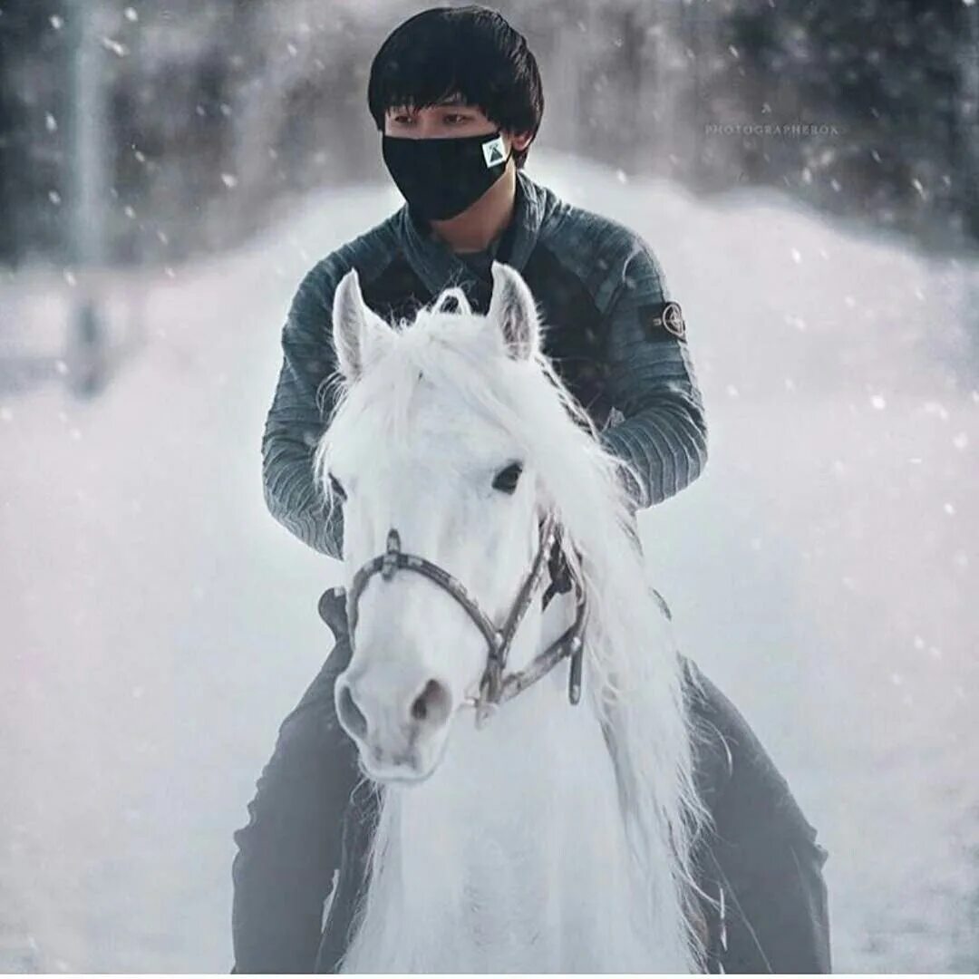 Кайрат нуртас. Нуртас гулим. Кайрат нуртас 2022. Нуртас гулим. Кайрат нуртас костюм.