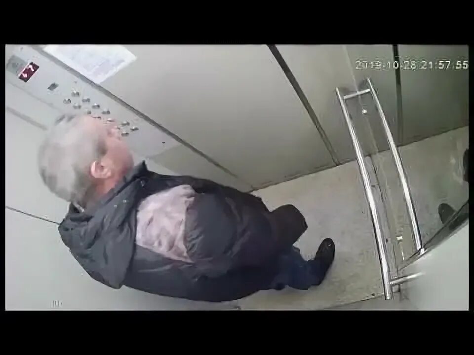 Антивандальная видеокамера для лифта. Камеры видеонаблюдения в сизо. Девушка в лифте. Вырвал камеру. Сизо кгб беларуси.