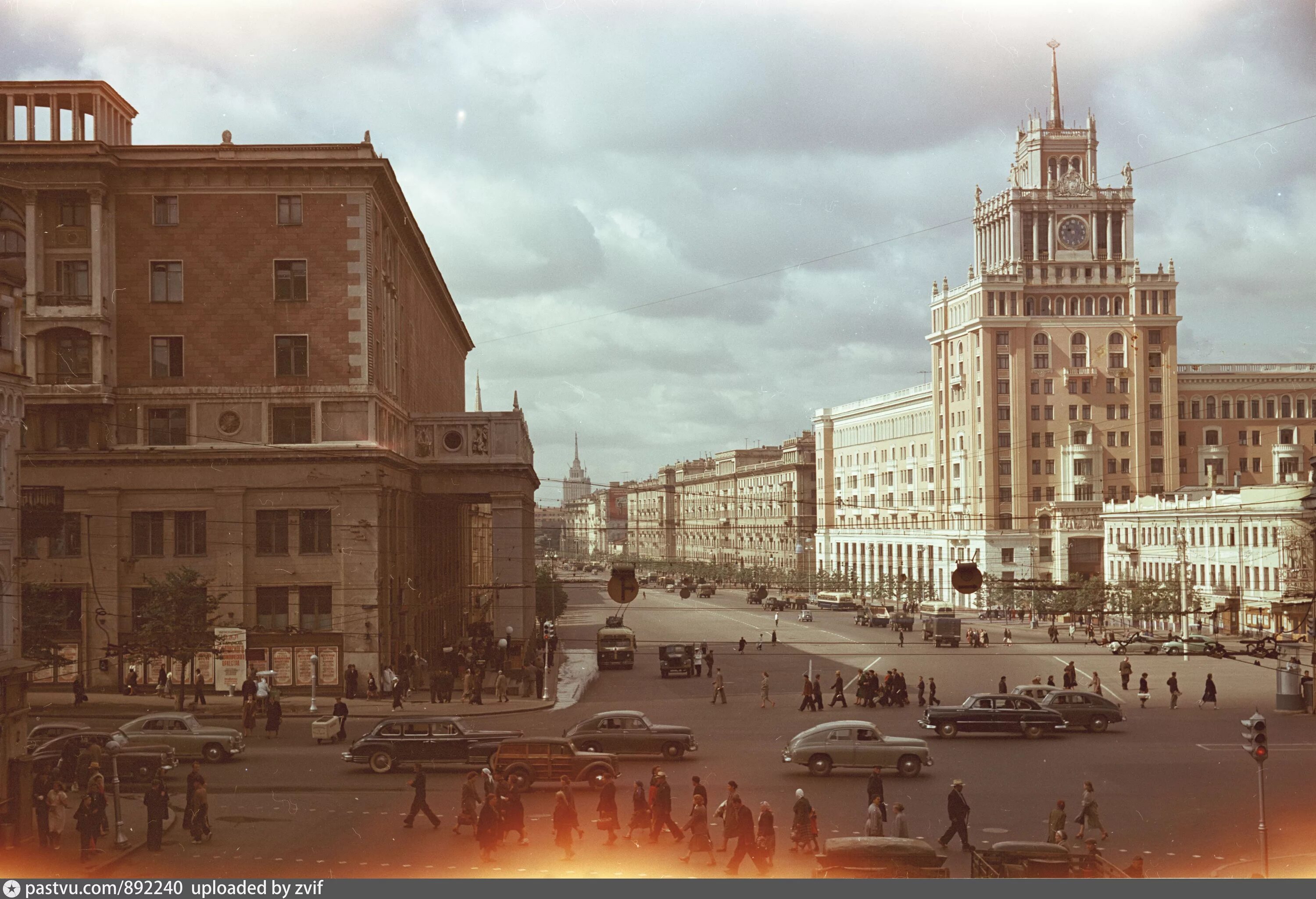 Площадь сср. Москва 1956 площадь маяковского. площадь маяковского 1950. площадь маяковского в москве 60е. москва площадь маяковского 50 годы.