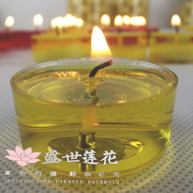 жидкая свеча. жидкая свечка. свеча масляная polar. жидкая свечка. свеча на жидком топливе.