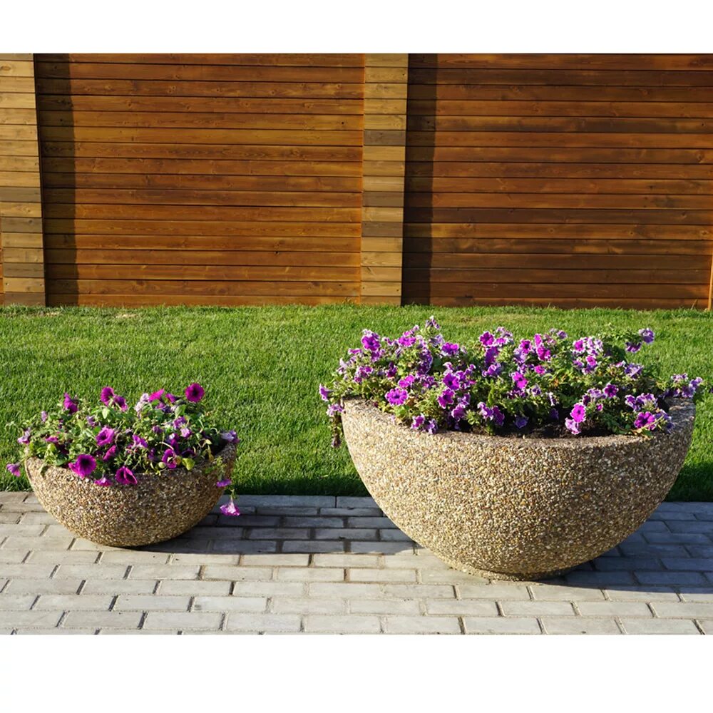 Цветочные вазоны уличные. Садовые вазоны для цветов. Бетонная цветочница каскад. Цветочные вазоны уличные. Уличный бетонный вазон "александрия 100".