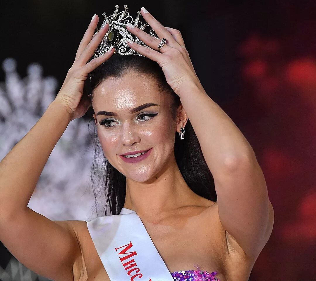 Miss 2017. Елизавета лопатина. елизавета лопатина мисс москва. мисс москва 2017 победительница. мисс москва 2001.