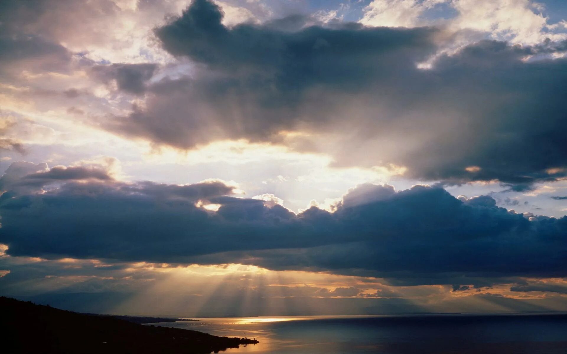 борисов дымки. предрассветный туман. зимний вечер. уснуло озеро безмолвен лес фет. холодный вечер.