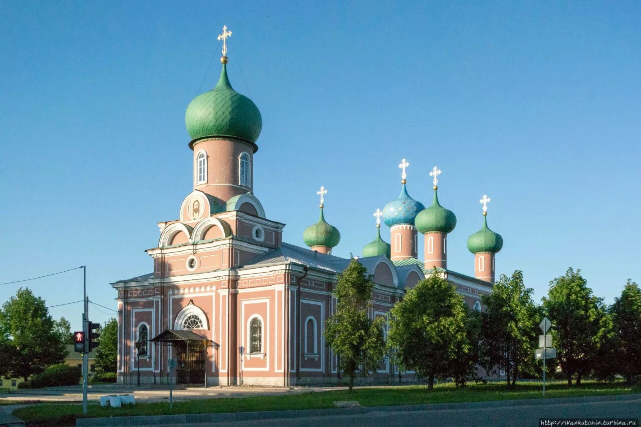 тихвин. тихвин город. тихвин город. тихвин центр города. тихвин новый город.