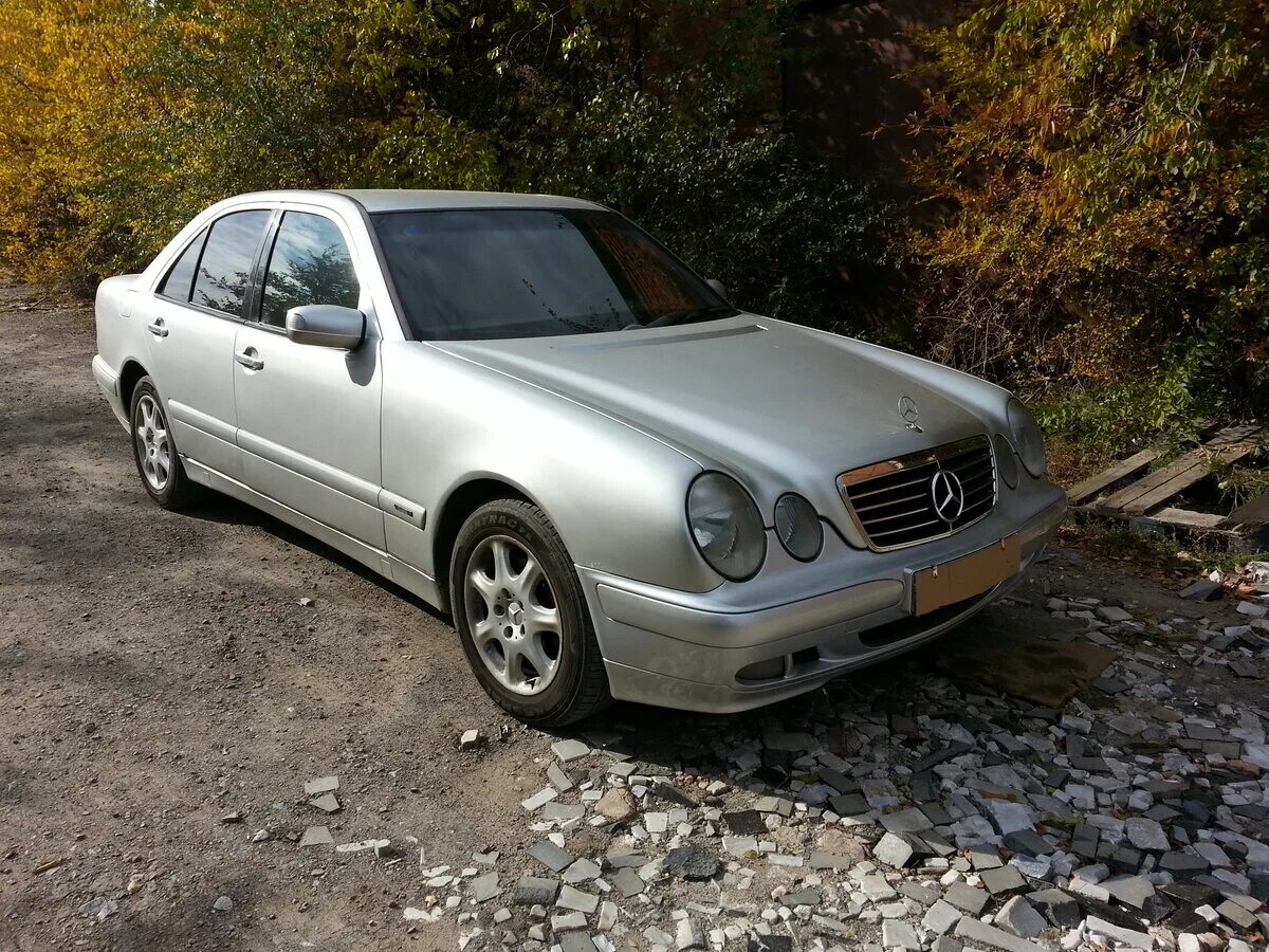 Мерседес е210 рестайлинг. Mercedes benz w210 restyling. Мерседес 210 рестайл. Мерседес бенц 210 кузов. Мерседес е210 рестайлинг.