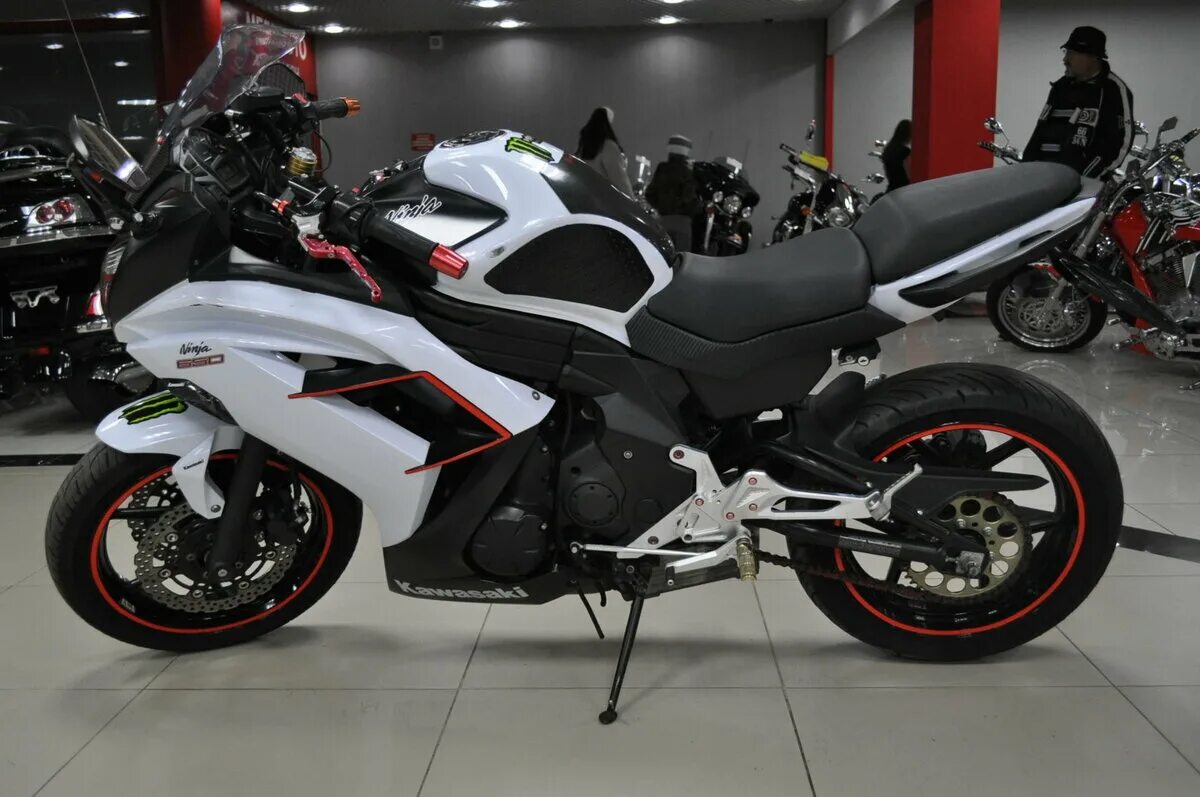 Kawasaki er-6f (Ninja 650r). Kawasaki er6f 2013. Kawasaki Ninja er6. Kawasaki er-6f (Ninja 650r), 2020. Ниндзя 650 купить