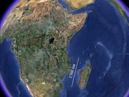 Длинный пролив на земле. Мозамбикский пролив. Мозамбикский пролив проливы. Мадагаскарский пролив. Мозамбикский пролив на карте.