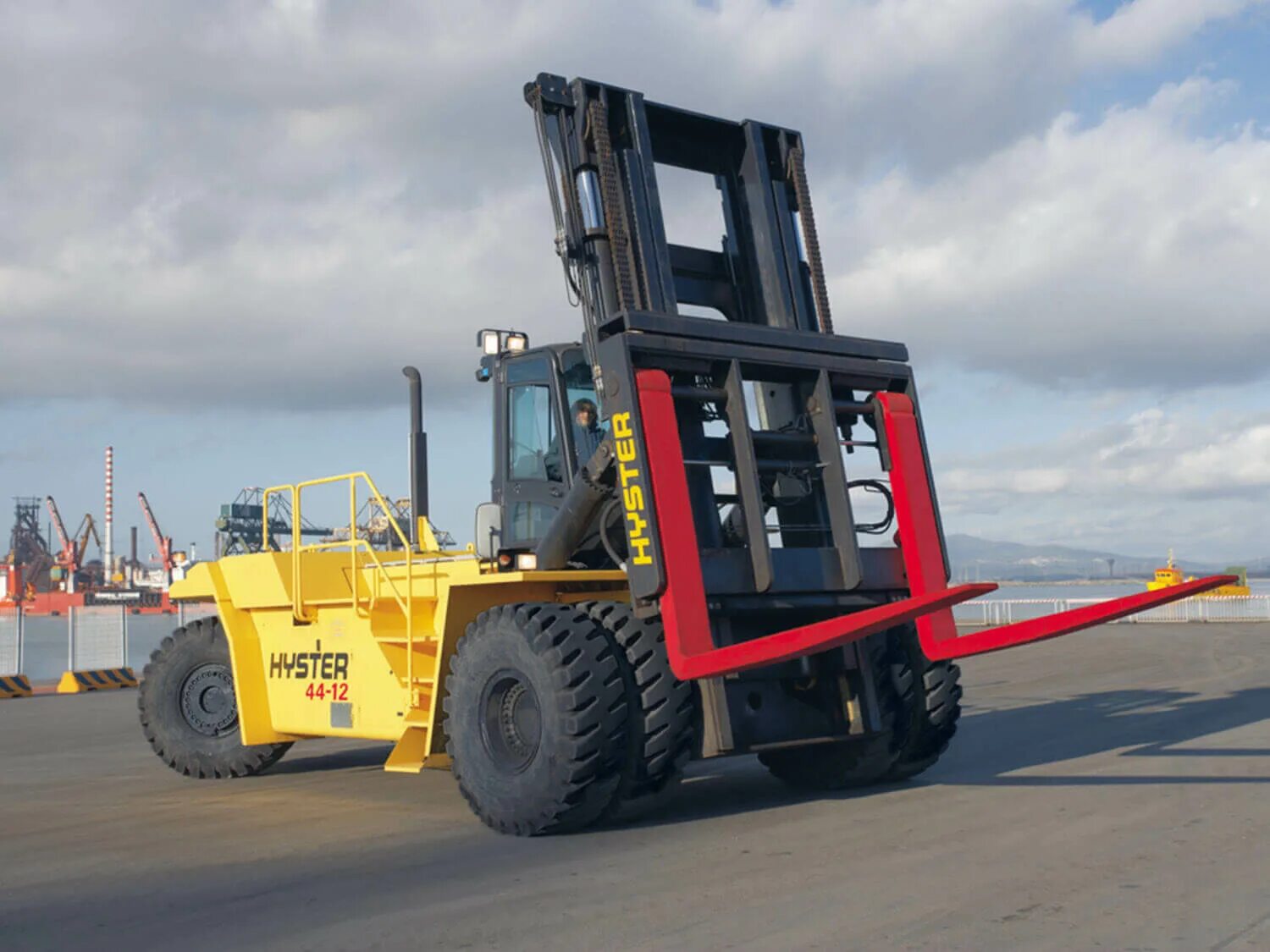 Вилочный погрузчик Хайстер. Вилочный погрузчик Hyster h 20. Вилочный автопогрузчик Hyster. Вилочный погрузчик Хайстер штабелер. Авто ру погрузчики