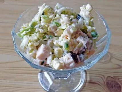 Салат с копченой курицей капустой огурцом