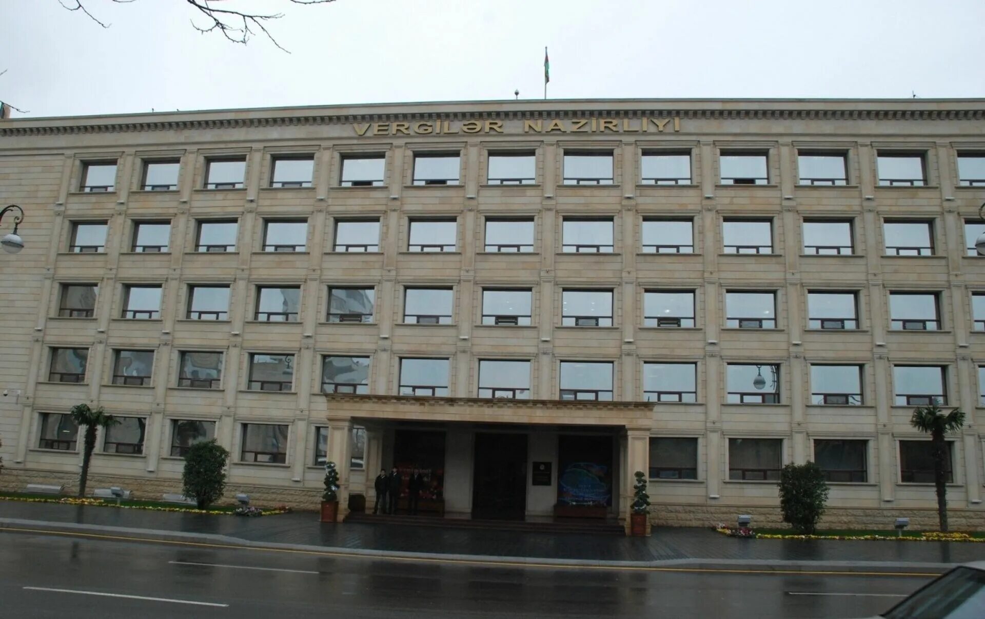 Nazirliyi. Senaye universtitrteiisr. Баку ндс. Minister of entrepreneurship azerbaijan. Налоговая азербайджан.