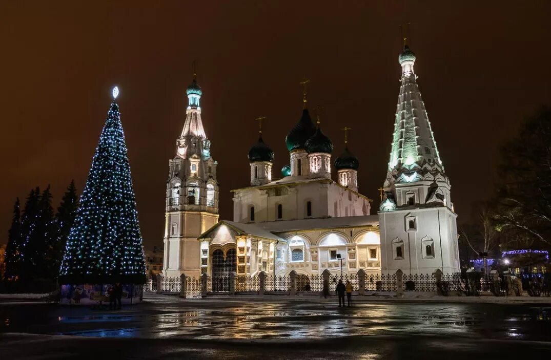 Какие города стоит посетить зимой. Ярославль достопримечательности 2025. ярославль зимой центр города. зимний ярославль центр 2025. ярославль город 2025 декабря достопримечательности.