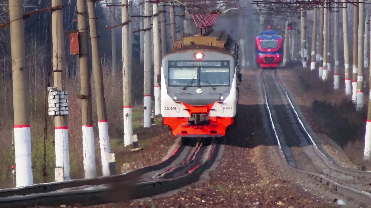 Станция рассудово электричка. Электричка переделкино бекасово 1. Суходрев калуга 1 электричка. Электричка переделкино бекасово 1. Эд4м цппк зеленая.