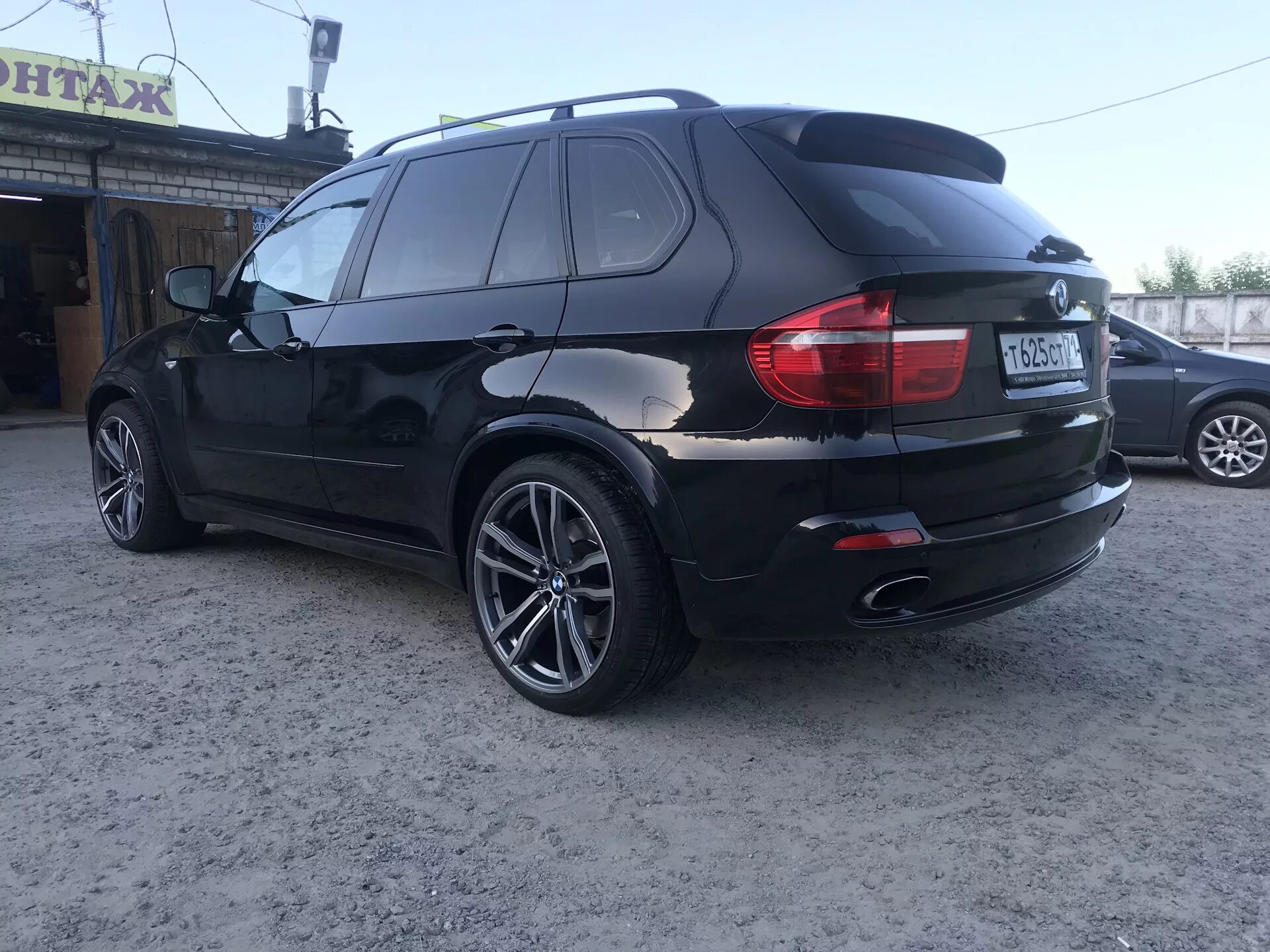 BMW x5 e70 r20. BMW x5 e70 611 стиль. BMW x5 e70 4.4i. Диски БМВ x5 e70.