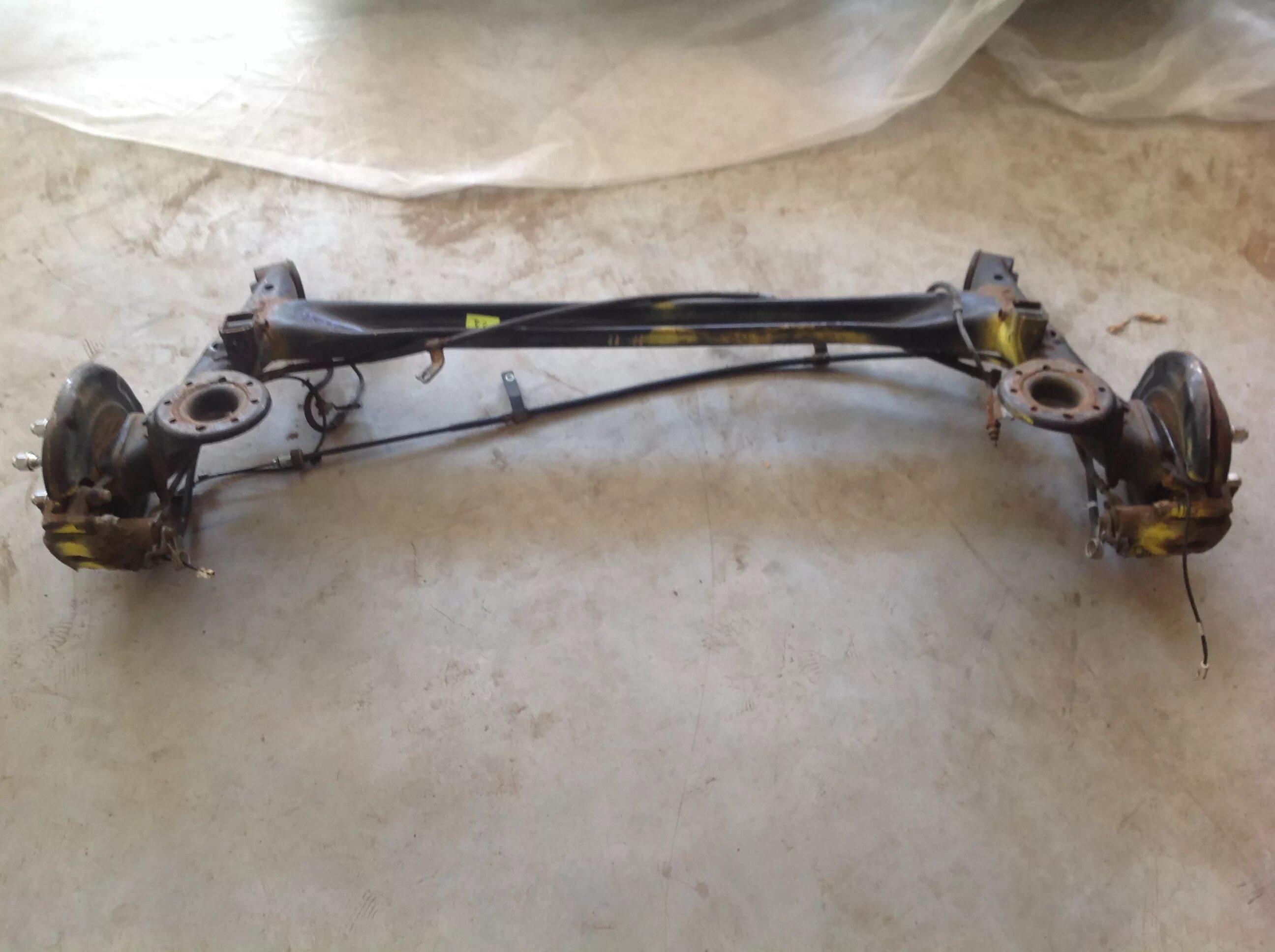 Балка ниссан тиида. Передняя подвеска газель 3302. Балка в сборе. Балка переднего моста 2243278 скания. Задняя балка ваз 2114.