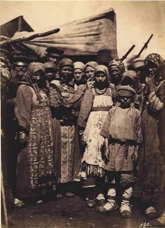 Итальянская аристократия 19 века. Федот иванович рудников городовой. Русские крестьяне в воронежской губернии 19 век. Крестьяне 19 века владимирской губернии. Ри 19 век.