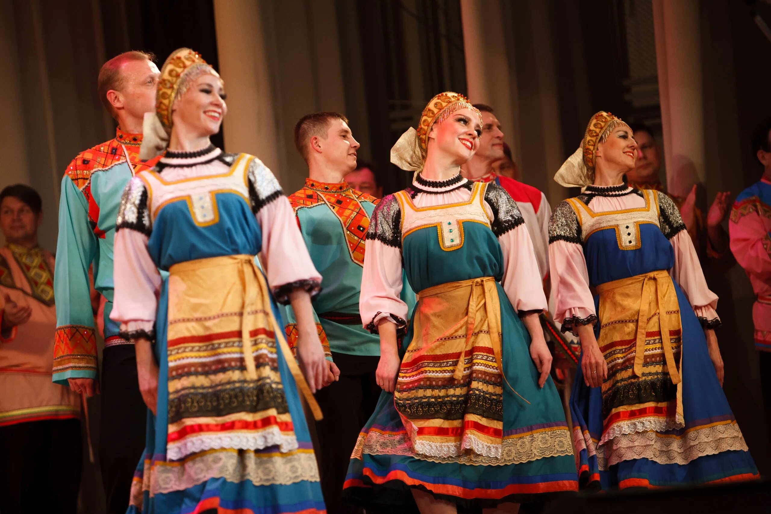 Коми филармония сайт. Республика коми филармония. республиканская филармония сыктывкар. коми республиканская академическая филармония. асъя кыа.