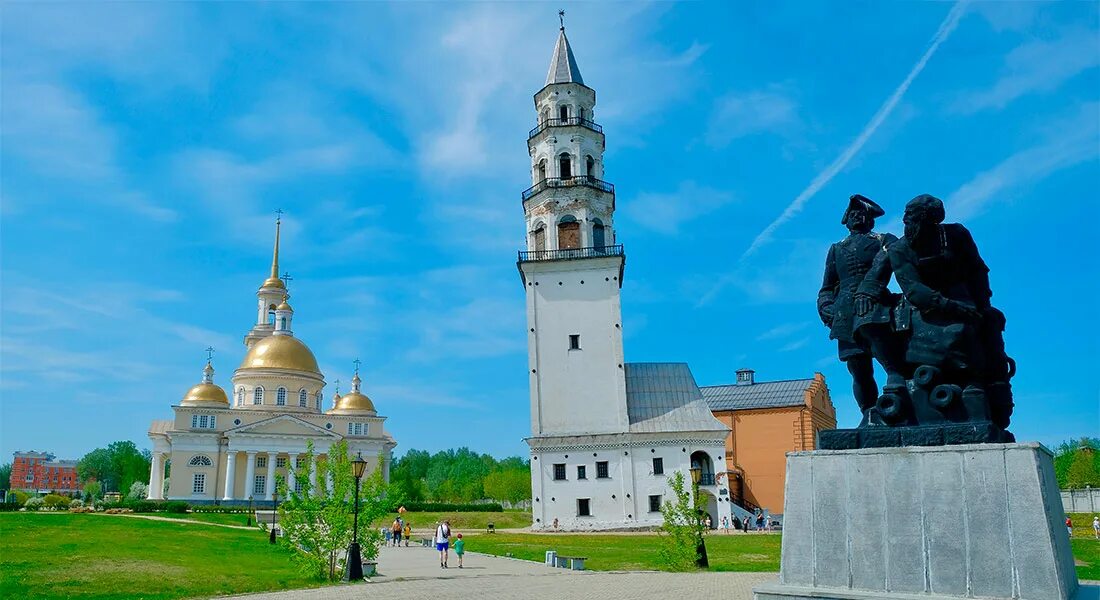 Достопримечательности среднего города. Невьянская башня Невьянск. Демидов Невьянская башня. Невьянская Наклонная башня Демидовых. Город Невьянск Невьянская Наклонная башня.