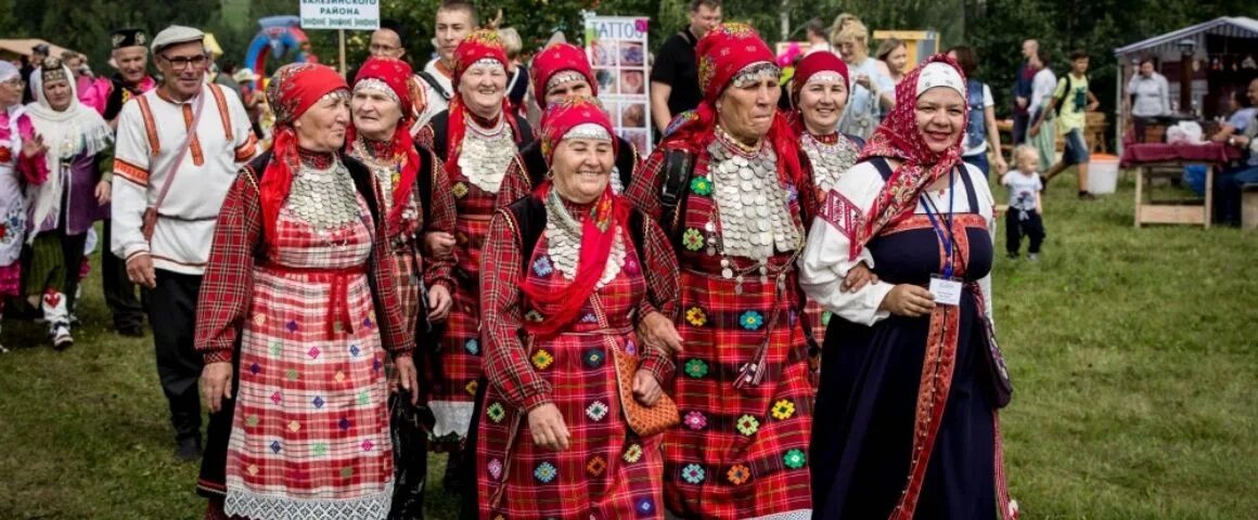 Сообщение на тему праздники удмуртов. Международный фестиваль деревенской культуры «гуртfest». музей лудорвай удмуртия. гербер праздник удмуртов. праздники южных удмуртов в удмуртии.