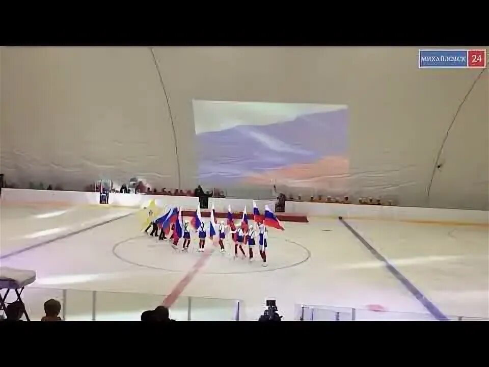 Ледовый каток михайловск. Каток михайловск режим. Ледовый каток михайловск. Ледовый каток михайловск. Каток город михайловск ставропольский край.