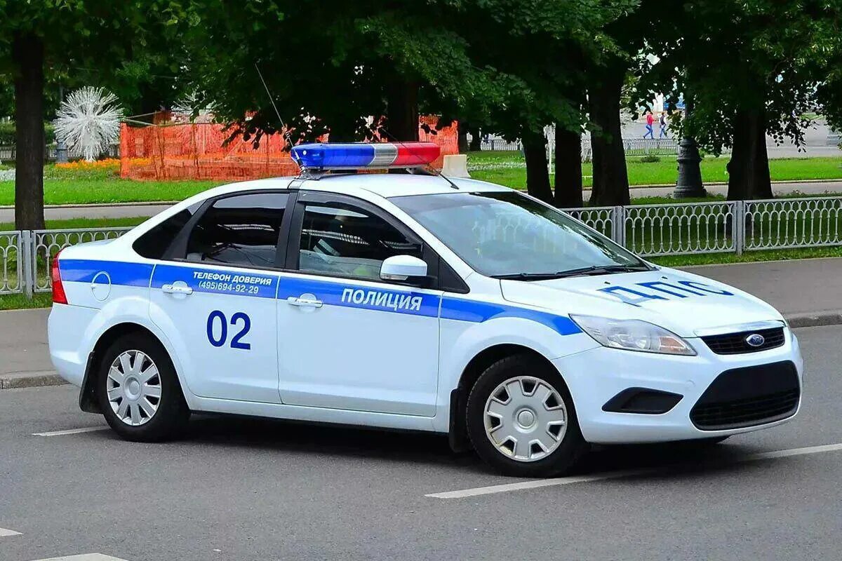 Картинка полиция машина. Форд фокус 2 милиция. Ford Focus 2 ДПС. Форд фокус 2 полиция. Ford Focus ППС.