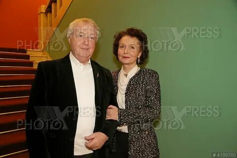 Лет леону измайлову