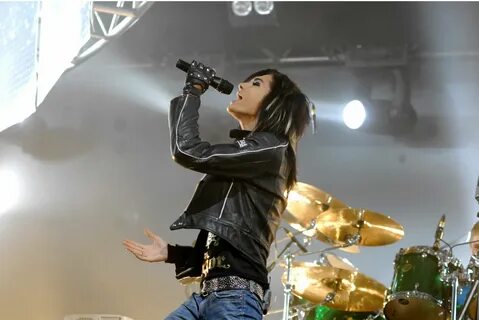 Tokio hotel girl gun