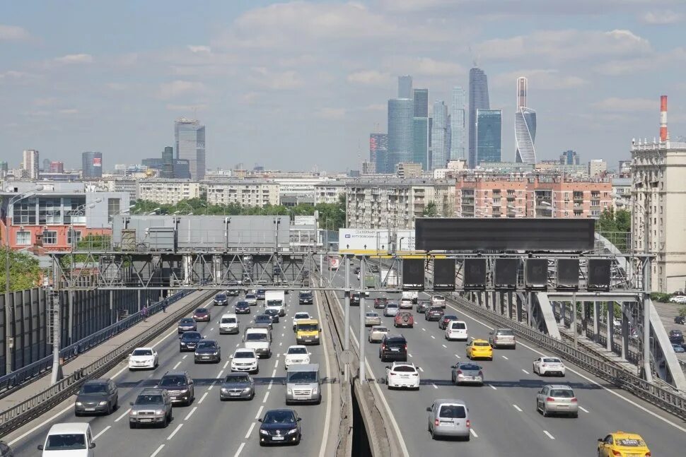 Город москва улица дорожная. Москва дорога. московские дороги. транспортная инфраструктура москвы. городские дороги москва.